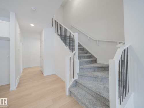 8731 224 Street, Edmonton, AB - Indoor Photo Showing Other Room