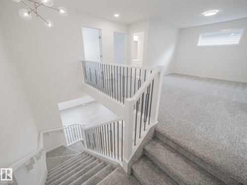 8731 224 Street, Edmonton, AB - Indoor Photo Showing Other Room