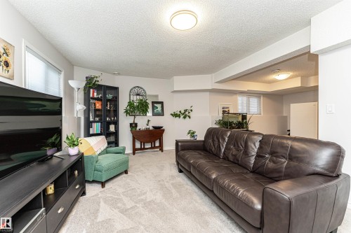 5755 161 Avenue, Edmonton, AB - Indoor Photo Showing Living Room