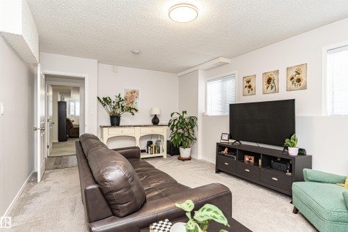 5755 161 Avenue, Edmonton, AB - Indoor Photo Showing Living Room