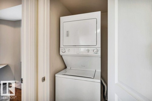 214 9507 101 Avenue, Edmonton, AB - Indoor Photo Showing Laundry Room