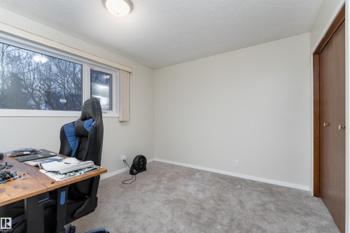 11020 171 Avenue, Edmonton, AB - Indoor Photo Showing Office
