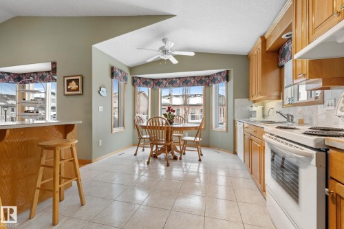 6807 163 Avenue, Edmonton, AB - Indoor Photo Showing Other Room