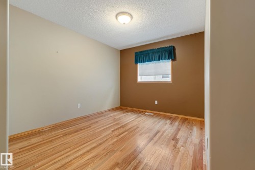 6807 163 Avenue, Edmonton, AB - Indoor Photo Showing Other Room
