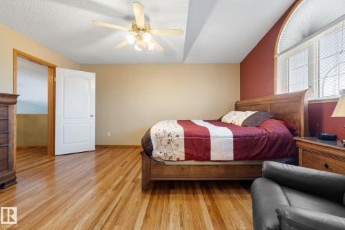 6807 163 Avenue, Edmonton, AB - Indoor Photo Showing Bedroom