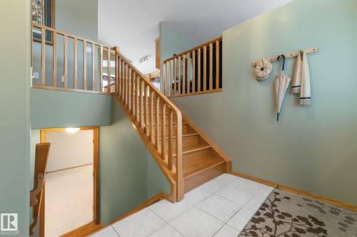 6807 163 Avenue, Edmonton, AB - Indoor Photo Showing Other Room