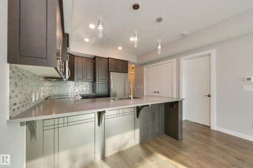 106 71 Festival Way, Sherwood Park, AB - Indoor Photo Showing Kitchen With Upgraded Kitchen