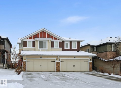 140 AXBRIDGE Gate  Sherwood Park, AB T8H 0V8