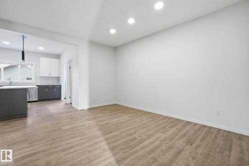 2479 Kelly Circle, Edmonton, AB - Indoor