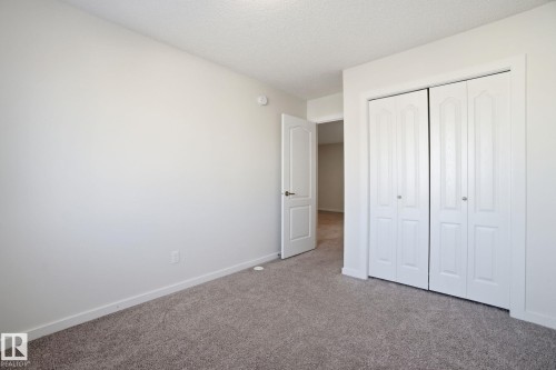 2479 Kelly Circle, Edmonton, AB - Indoor