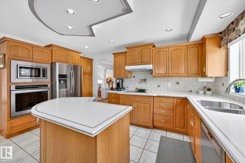 3455 Hill View Crescent, Edmonton, AB - Indoor Photo Showing Kitchen With Double Sink