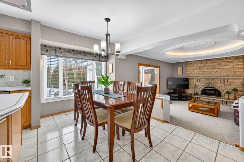 3455 Hill View Crescent, Edmonton, AB - Indoor Photo Showing Other Room