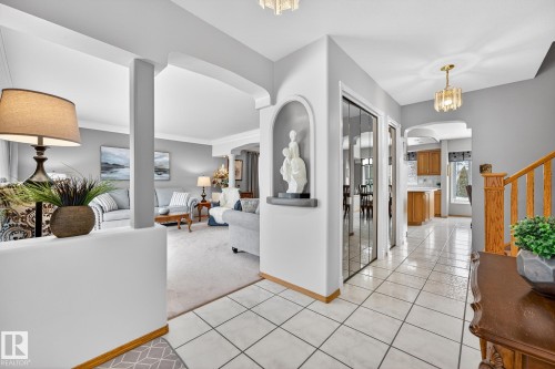 3455 Hill View Crescent, Edmonton, AB - Indoor Photo Showing Other Room