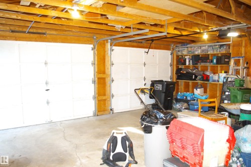 168 Warwick Road, Edmonton, AB - Indoor Photo Showing Other Room