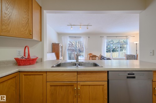 44 30 Levasseur Road, St. Albert, AB - Indoor Photo Showing Kitchen With Double Sink