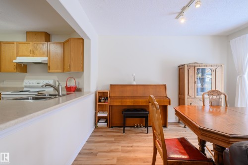 44 30 Levasseur Road, St. Albert, AB - Indoor Photo Showing Kitchen With Double Sink