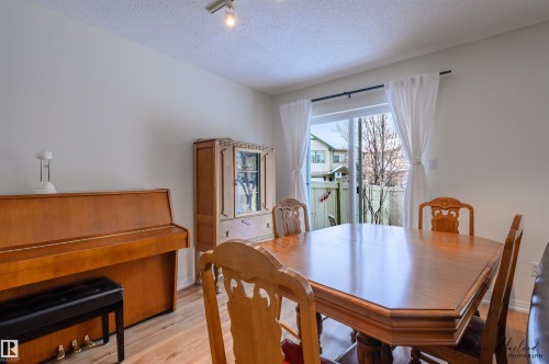 44 30 Levasseur Road, St. Albert, AB - Indoor Photo Showing Dining Room