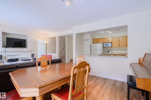 44 30 Levasseur Road, St. Albert, AB - Indoor