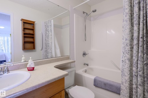 44 30 Levasseur Road, St. Albert, AB - Indoor Photo Showing Bathroom