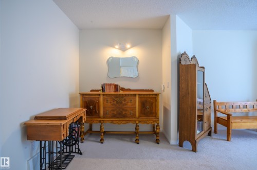 44 30 Levasseur Road, St. Albert, AB - Indoor