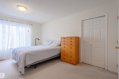 44 30 Levasseur Road, St. Albert, AB - Indoor Photo Showing Bedroom