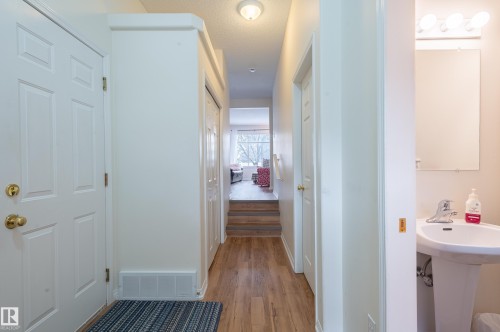 44 30 Levasseur Road, St. Albert, AB - Indoor