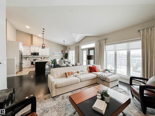 31 Legacy Terrace, St. Albert, AB - Indoor Photo Showing Living Room