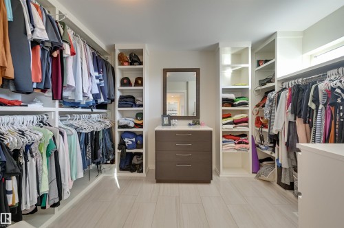 805 Drysdale Run Run, Edmonton, AB - Indoor With Storage