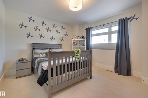 805 Drysdale Run Run, Edmonton, AB - Indoor Photo Showing Bedroom