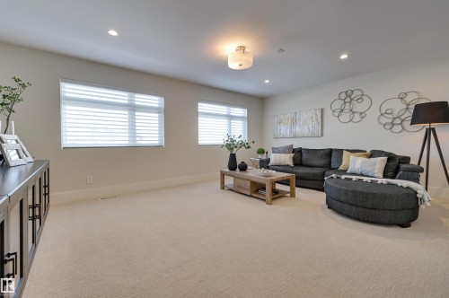 805 Drysdale Run Run, Edmonton, AB - Indoor