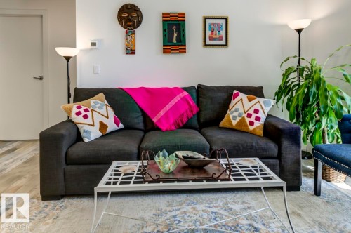 205 11933 Jasper Avenue, Edmonton, AB - Indoor Photo Showing Living Room