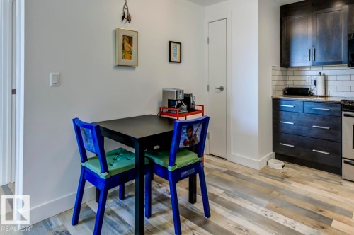 205 11933 Jasper Avenue, Edmonton, AB - Indoor