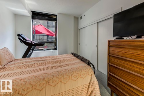 205 11933 Jasper Avenue, Edmonton, AB - Indoor Photo Showing Bedroom