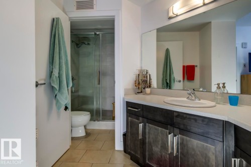 205 11933 Jasper Avenue, Edmonton, AB - Indoor Photo Showing Bathroom