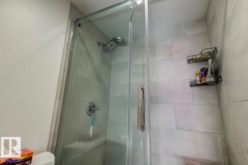 205 11933 Jasper Avenue, Edmonton, AB - Indoor Photo Showing Bathroom