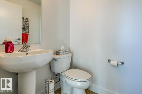 205 11933 Jasper Avenue, Edmonton, AB - Indoor Photo Showing Bathroom