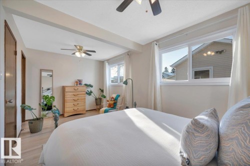 4240 38 Street Nw, Edmonton, AB - Indoor Photo Showing Bedroom