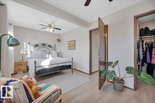 4240 38 Street Nw, Edmonton, AB - Indoor Photo Showing Bedroom