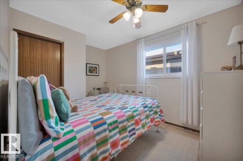 4240 38 Street Nw, Edmonton, AB - Indoor Photo Showing Bedroom