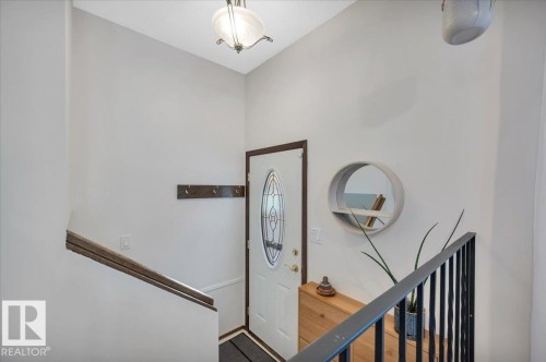 4240 38 Street Nw, Edmonton, AB - Indoor Photo Showing Other Room