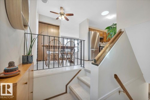 4240 38 Street Nw, Edmonton, AB - Indoor Photo Showing Other Room