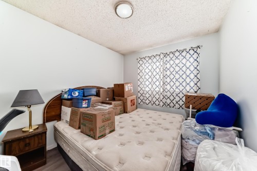 10220 166 Avenue, Edmonton, AB - Indoor