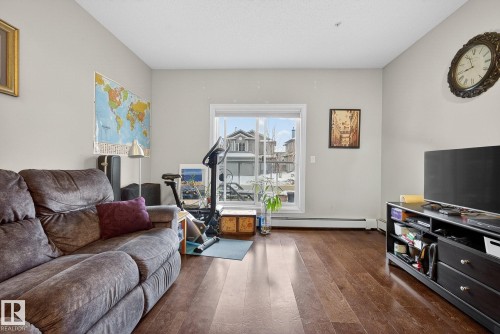 111 226 Macewan Road, Edmonton, AB - Indoor Photo Showing Living Room