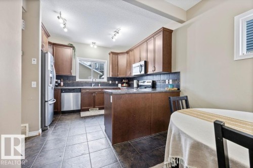 7931 22 Avenue, Edmonton, AB - Indoor Photo Showing Kitchen