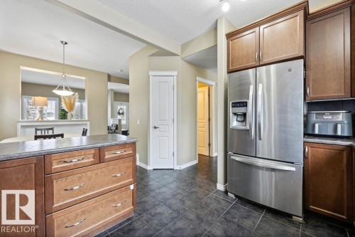 7931 22 Avenue, Edmonton, AB - Indoor Photo Showing Kitchen