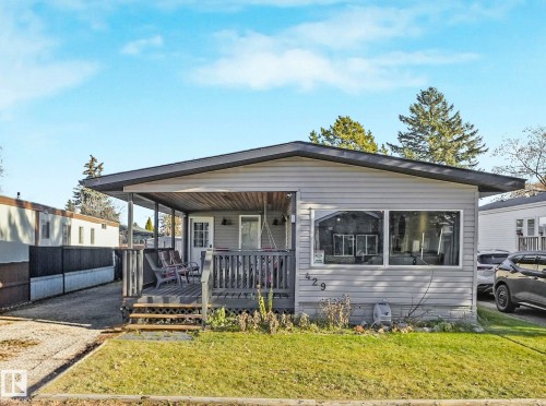 429 Westview Close, Edmonton, AB - Outdoor With Deck Patio Veranda