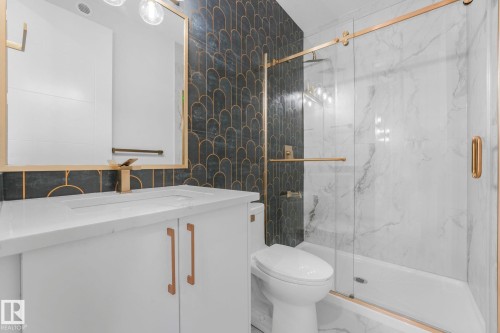 1 Birkshire Crescent, Sherwood Park, AB - Indoor Photo Showing Bathroom