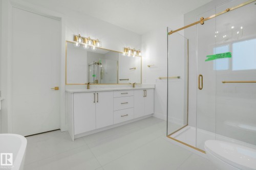 1 Birkshire Crescent, Sherwood Park, AB - Indoor Photo Showing Bathroom