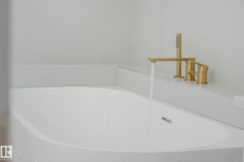 1 Birkshire Crescent, Sherwood Park, AB - Indoor