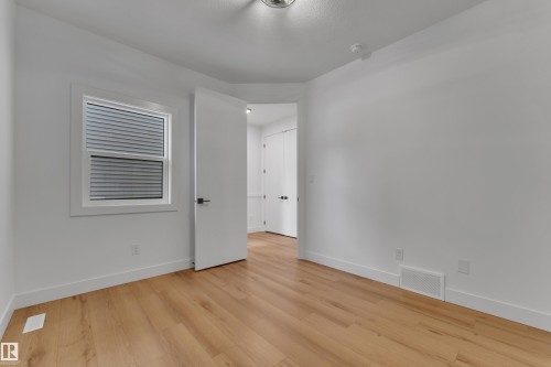 752 Astoria Way, Devon, AB - Indoor Photo Showing Other Room